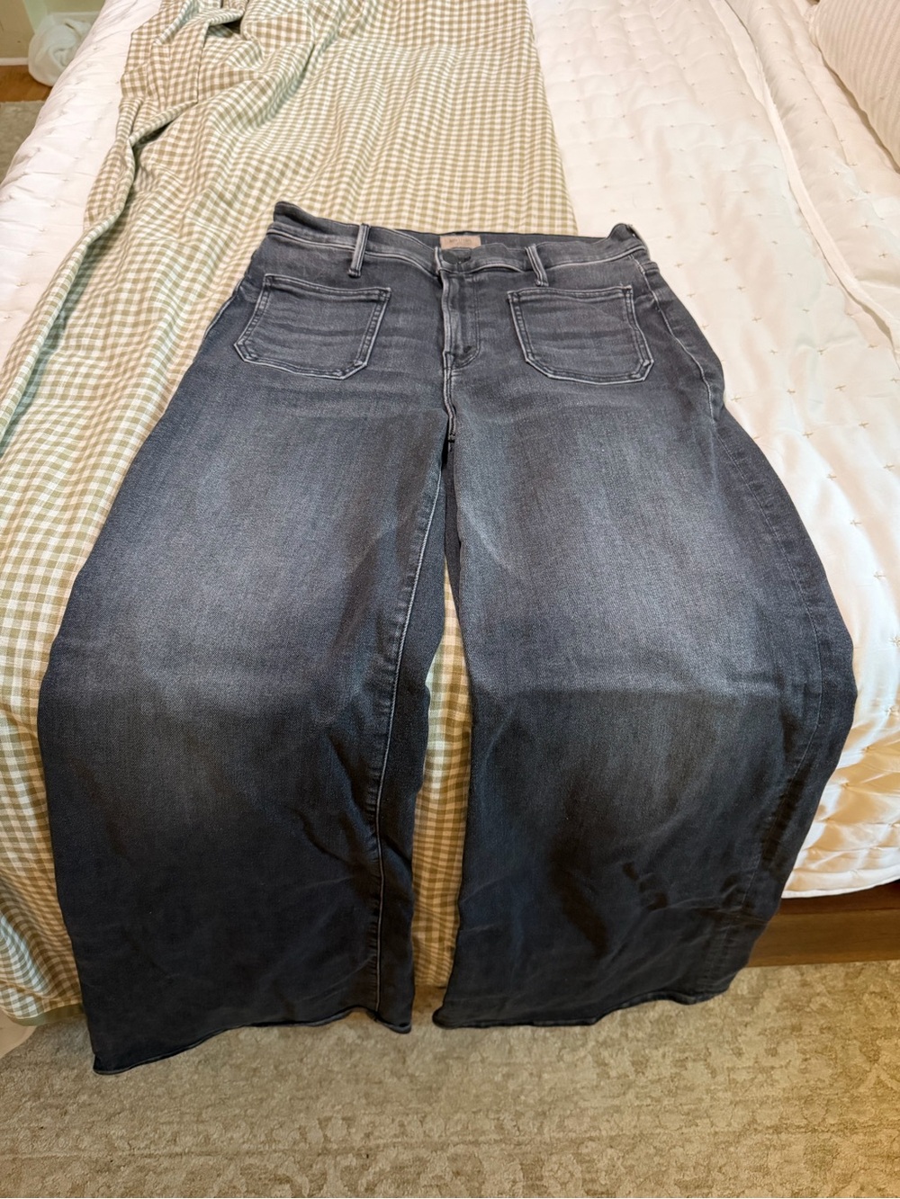 MOTHER Wide Leg High Rise Jean - Picture 5 of 7